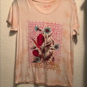 A nice top for women or girls